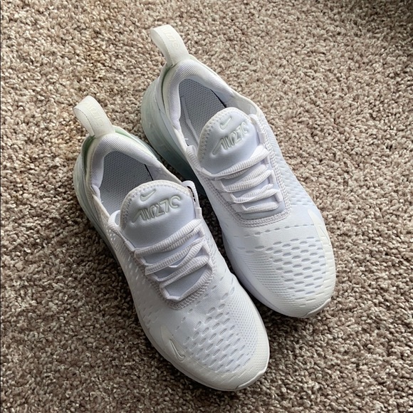 air max 270 size 4